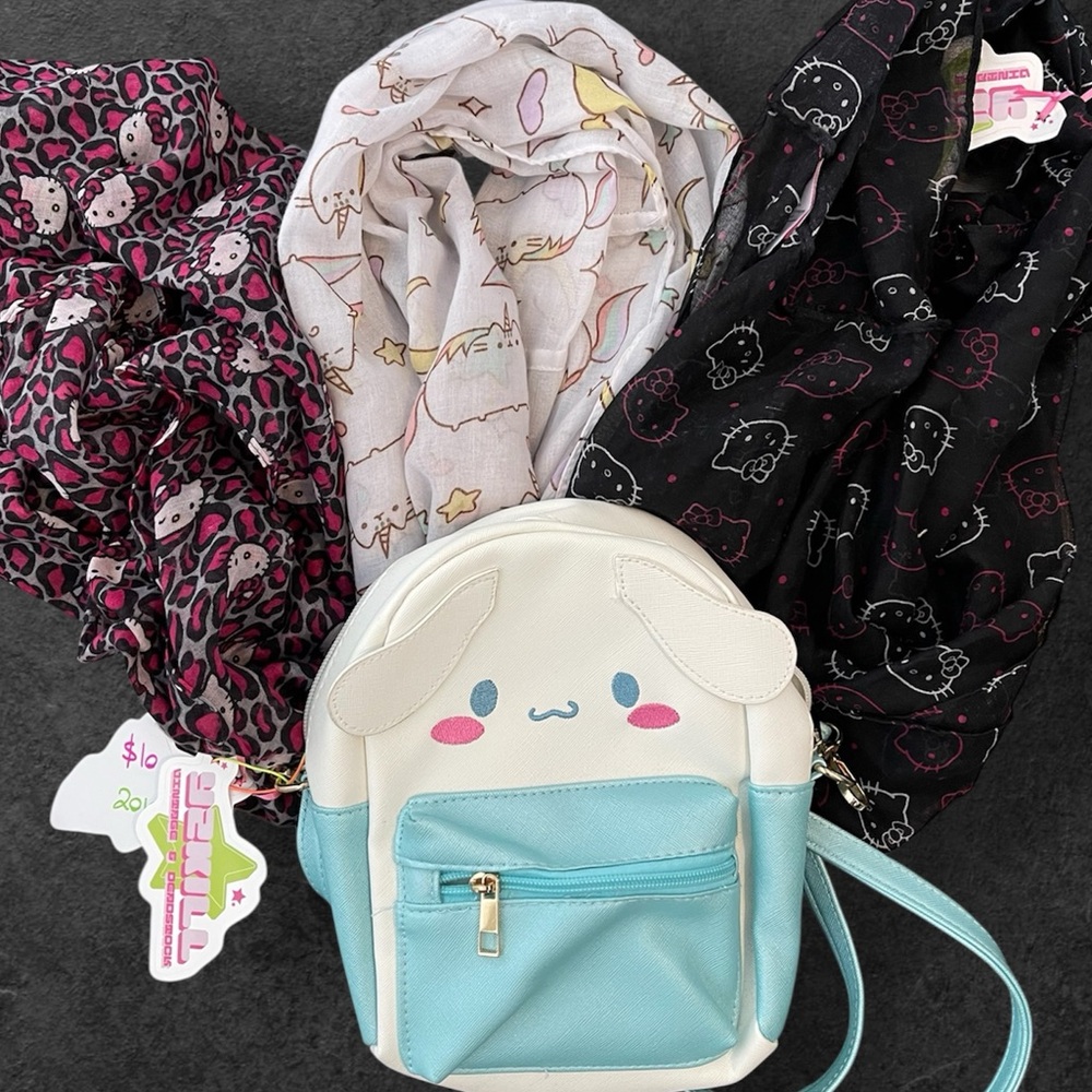 Hello Kitty, Cinnamoroll, and Pusheen Accessories Bundle
